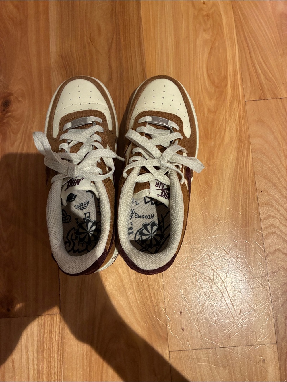 Nike Air Force 1 brown and white size 3y - Picture 5 of 7